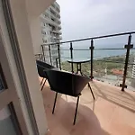 с террасой Sea View/ 44 жемчужина в аркадии Appartamento Odessa