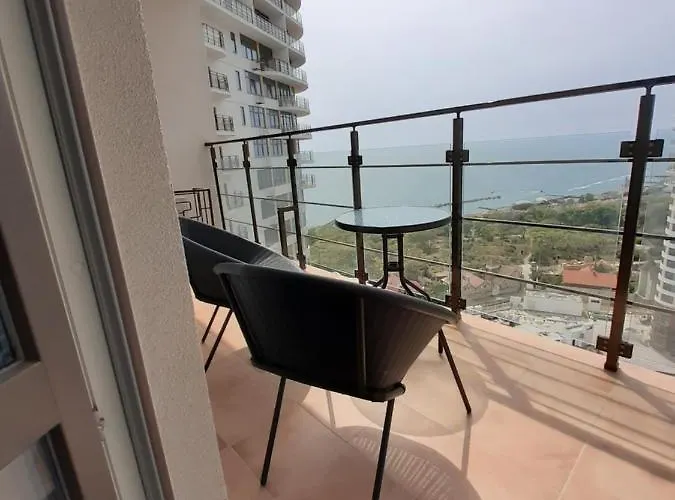 с террасой Sea View/ 44 жемчужина в аркадии Apartment Odesa